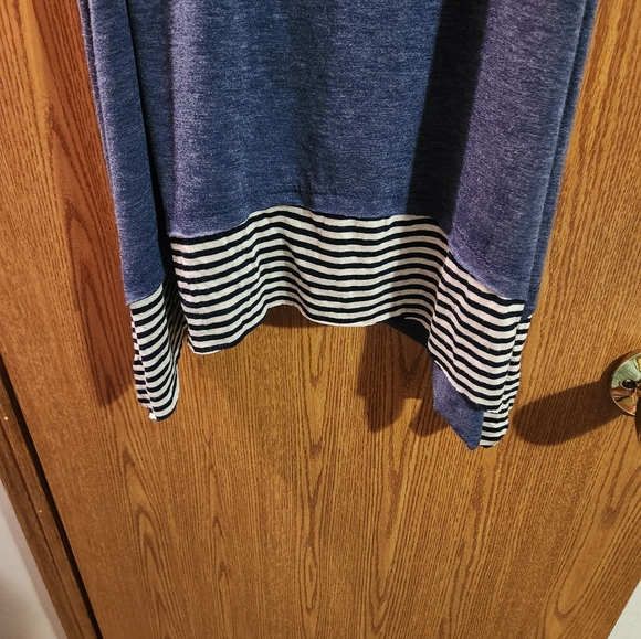Chelsea & Violet Size Large Tank Top - Picture 3 of 10